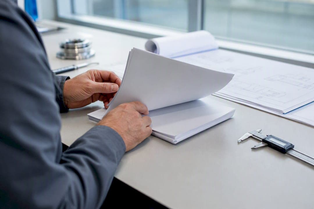 Controlled Documents vs Records: 5 Rules Quality Managers Use